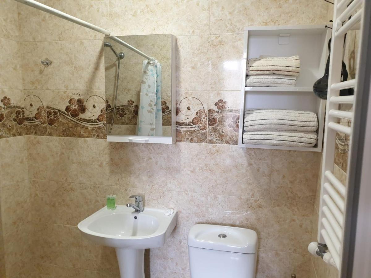 מלון תלאווי Telav Holl מראה חיצוני תמונה
